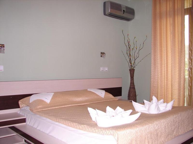 Hotel Amfibia Primorsko Pokoj fotografie